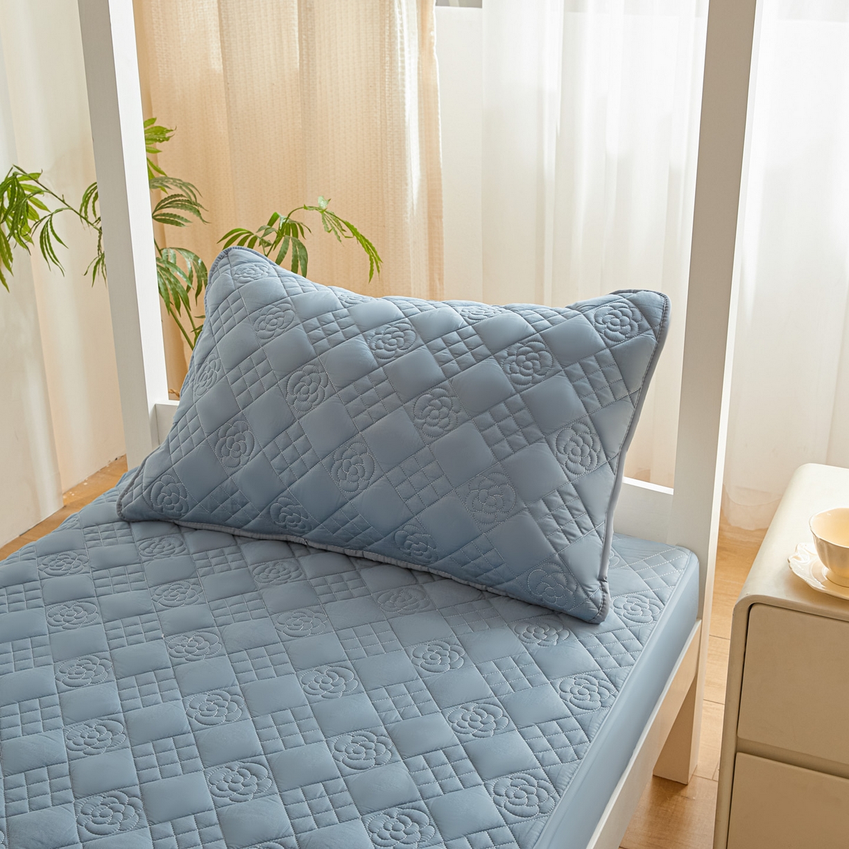 91家纺网 家纺一手货源 找家纺 鑫钰 2025新款A类纯棉夹棉床笠学生宿舍专用90x190-80x190-花漾山茶格 花漾山茶格-蓝