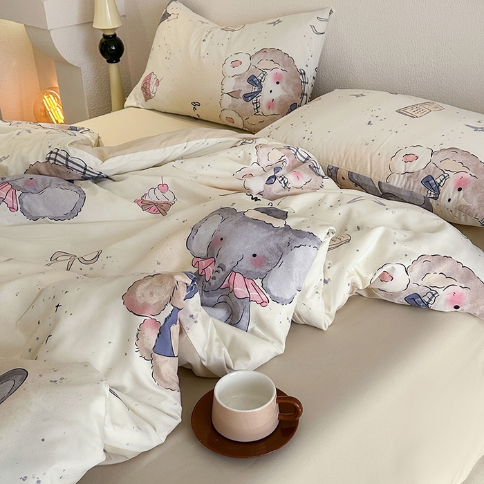 91家纺网 家纺一手货源 找家纺 梵克保罗 2025新款ins风亲肤卡通条格印花水洗棉系列四件套-风格二 萌宠小象