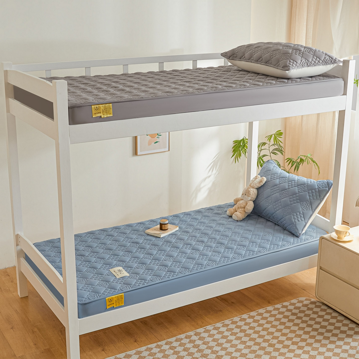 91家纺网 家纺一手货源 找家纺 鑫钰 2025新款A类纯棉夹棉床笠学生宿舍专用90x190-80x190-花漾山茶格 花漾山茶格-蓝