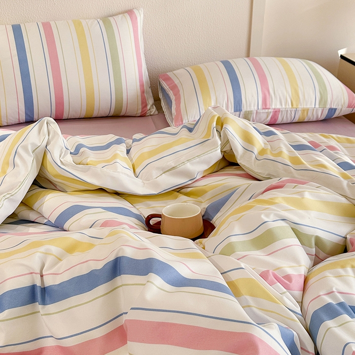 91家纺网 家纺一手货源 找家纺 梵克保罗 2025新款ins风亲肤卡通条格印花水洗棉系列四件套-风格二 日系马卡龙条