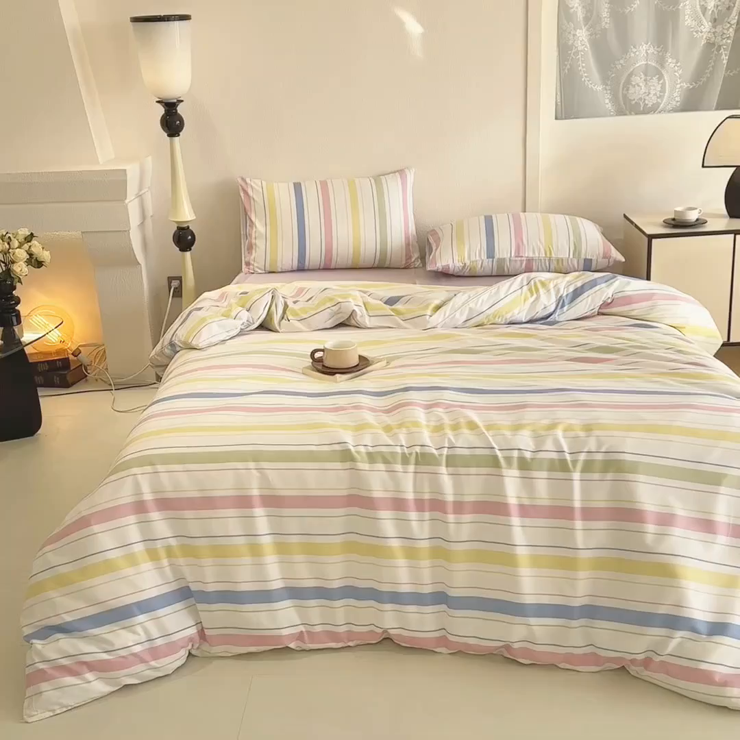 91家纺网 家纺一手货源 找家纺 梵克保罗 2025新款ins风亲肤卡通条格印花水洗棉系列四件套-风格二 日系马卡龙条