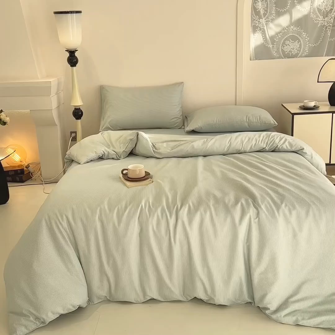 91家纺网 家纺一手货源 找家纺 梵克保罗 2025新款ins风亲肤卡通条格印花水洗棉系列四件套-风格二 日系独白绿