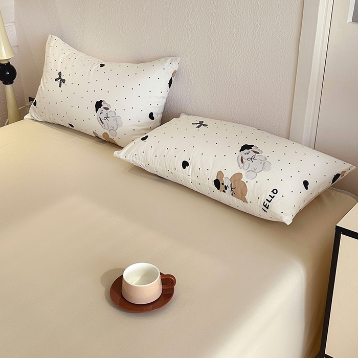 91家纺网 家纺一手货源 找家纺 梵克保罗 2025新款ins风亲肤卡通条格印花水洗棉系列四件套-风格三 小熊派对