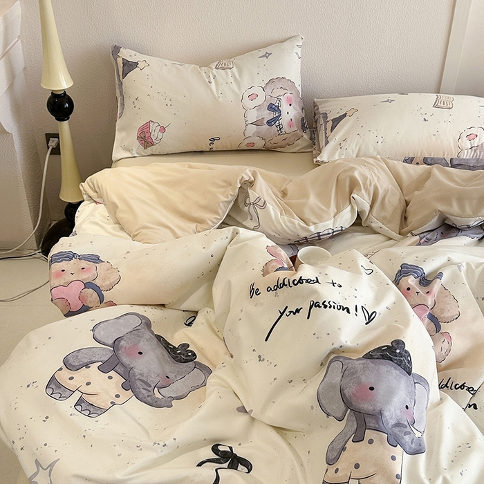 91家纺网 家纺一手货源 找家纺 梵克保罗 2025新款ins风亲肤卡通条格印花水洗棉系列四件套-风格三 萌宠小象