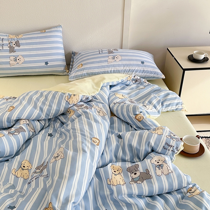 91家纺网 家纺一手货源 找家纺 梵克保罗 2025新款ins风亲肤卡通条格印花水洗棉系列四件套-风格三 可爱狗