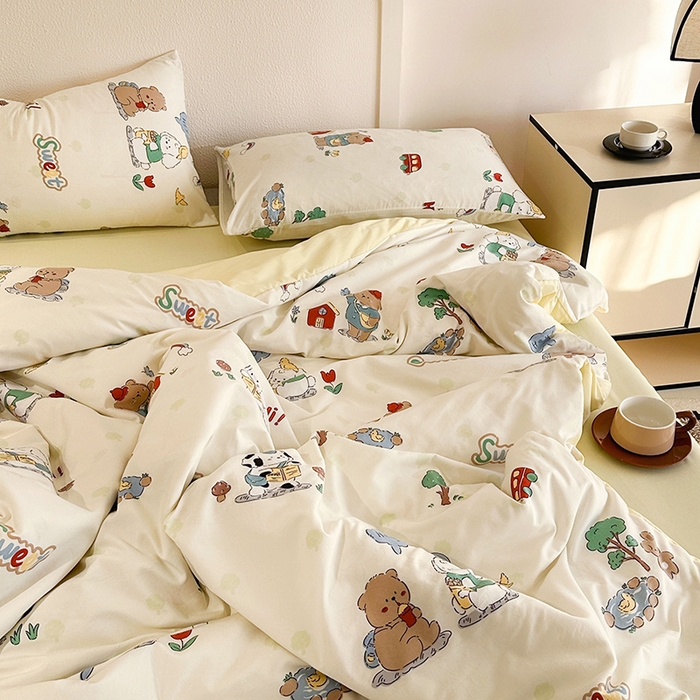 91家纺网 家纺一手货源 找家纺 梵克保罗 2025新款ins风亲肤卡通条格印花水洗棉系列四件套-风格三 森林巴士