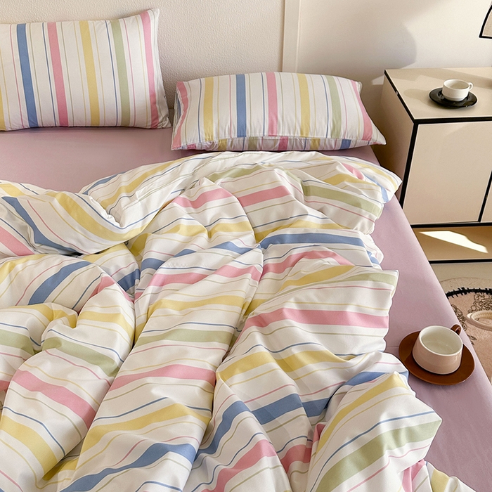 91家纺网 家纺一手货源 找家纺 梵克保罗 2025新款ins风亲肤卡通条格印花水洗棉系列四件套-风格三 日系马卡龙条