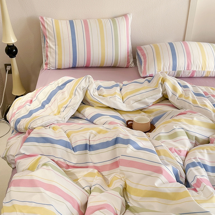 91家纺网 家纺一手货源 找家纺 梵克保罗 2025新款ins风亲肤卡通条格印花水洗棉系列四件套-风格三 日系马卡龙条