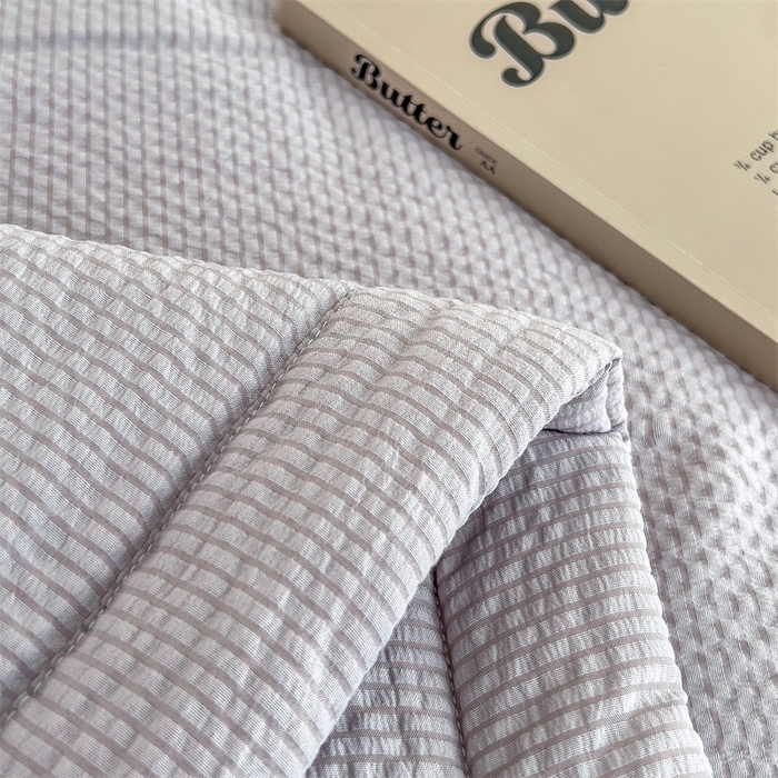 91家纺网 家纺一手货源 找家纺 梵克保罗 2025春夏新品10A抗菌泡泡棉大豆单夏被空调被被子被芯 浅灰