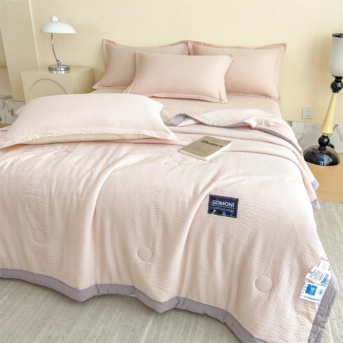 91家纺网 家纺一手货源 找家纺 梵克保罗 2025春夏新品10A抗菌泡泡棉大豆单夏被空调被被子被芯 卡其