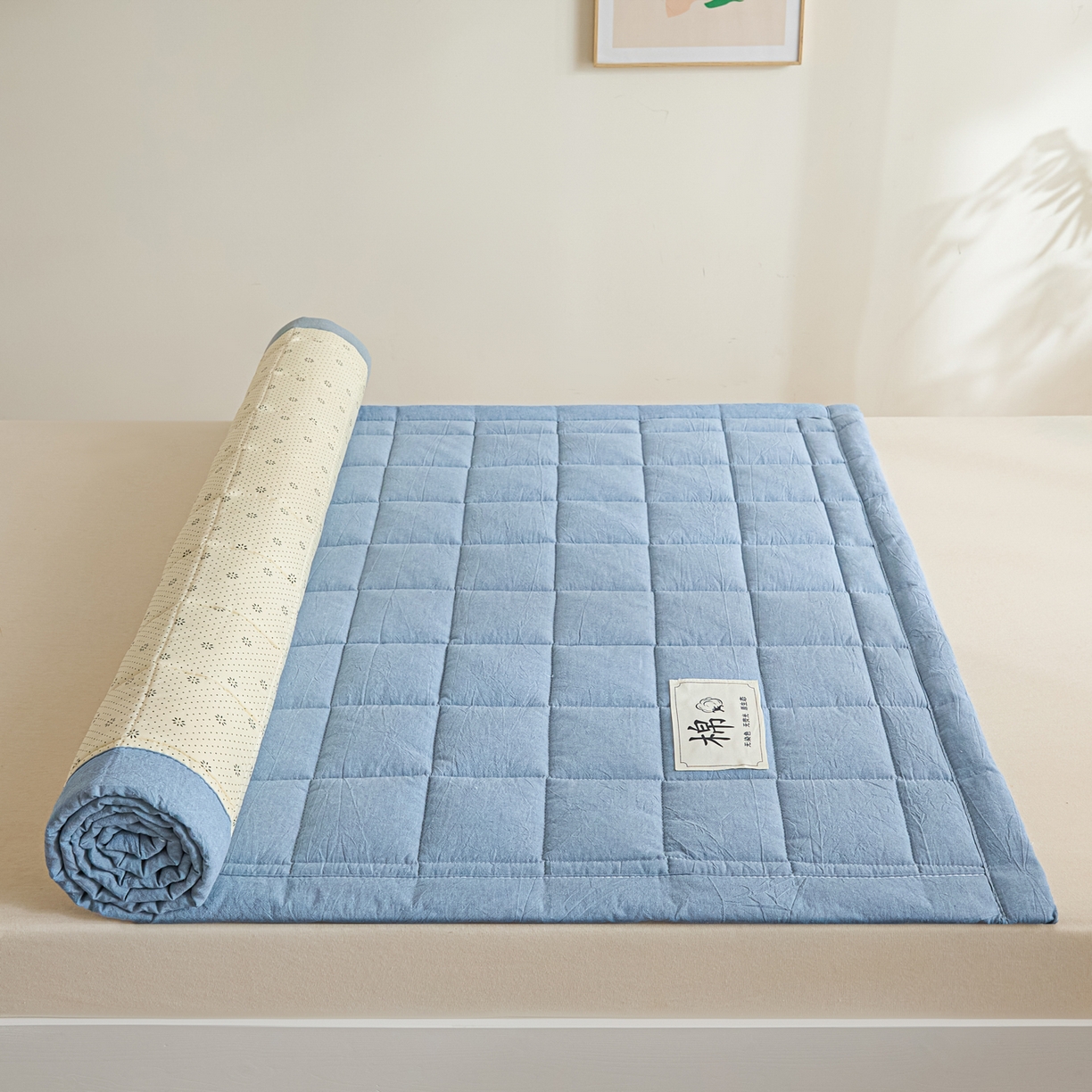 91家纺网 家纺一手货源 找家纺 鑫钰 2025新款学生开学季宿舍专用新疆棉花床垫薄款 棉格-宾利蓝