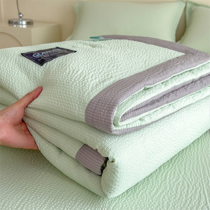 91家纺网 家纺一手货源 找家纺 梵克保罗 2025春夏新品10A抗菌泡泡棉大豆单夏被空调被被子被芯 绿色