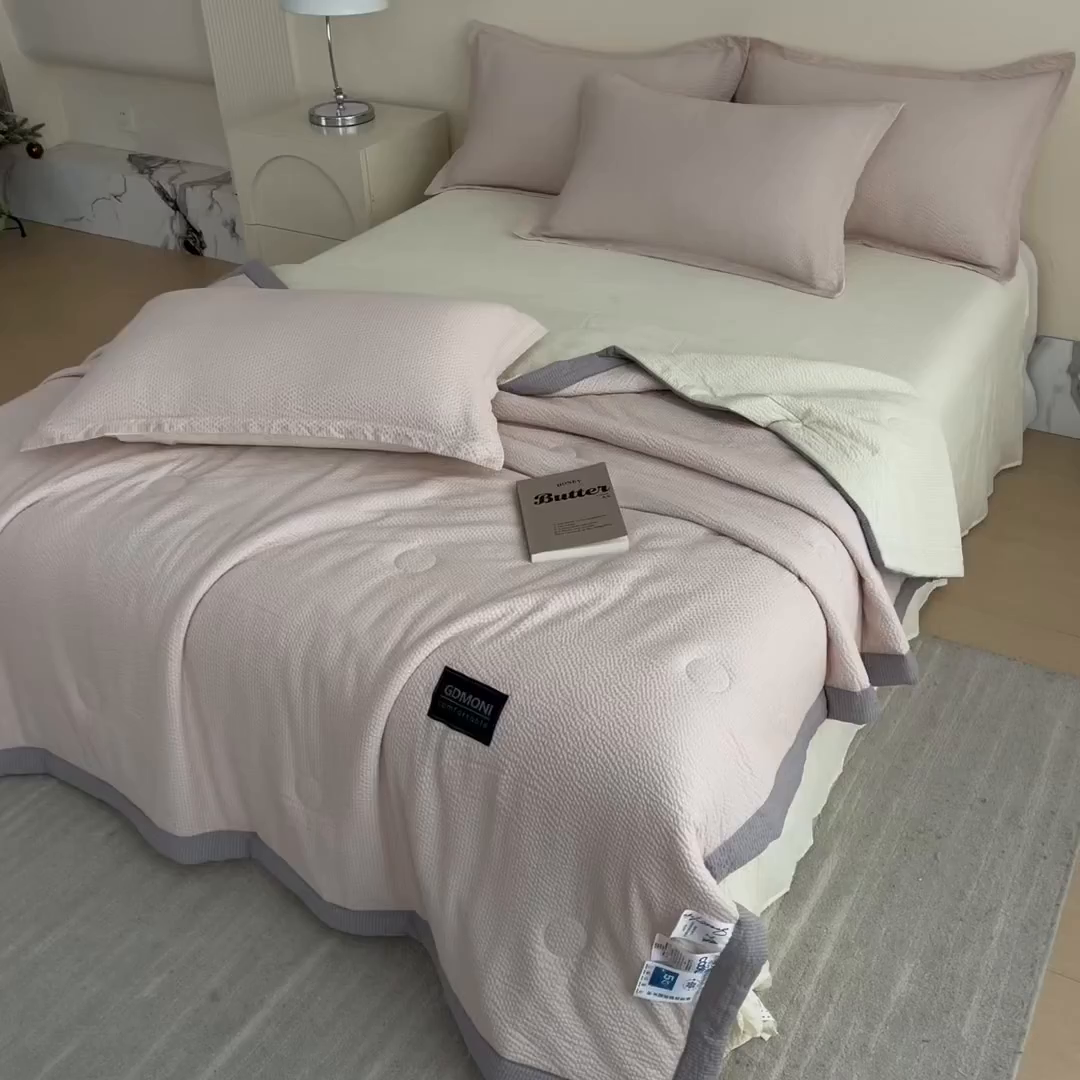 91家纺网 家纺一手货源 找家纺 梵克保罗 2025春夏新品10A抗菌泡泡棉大豆单夏被空调被被子被芯 卡其+米黄