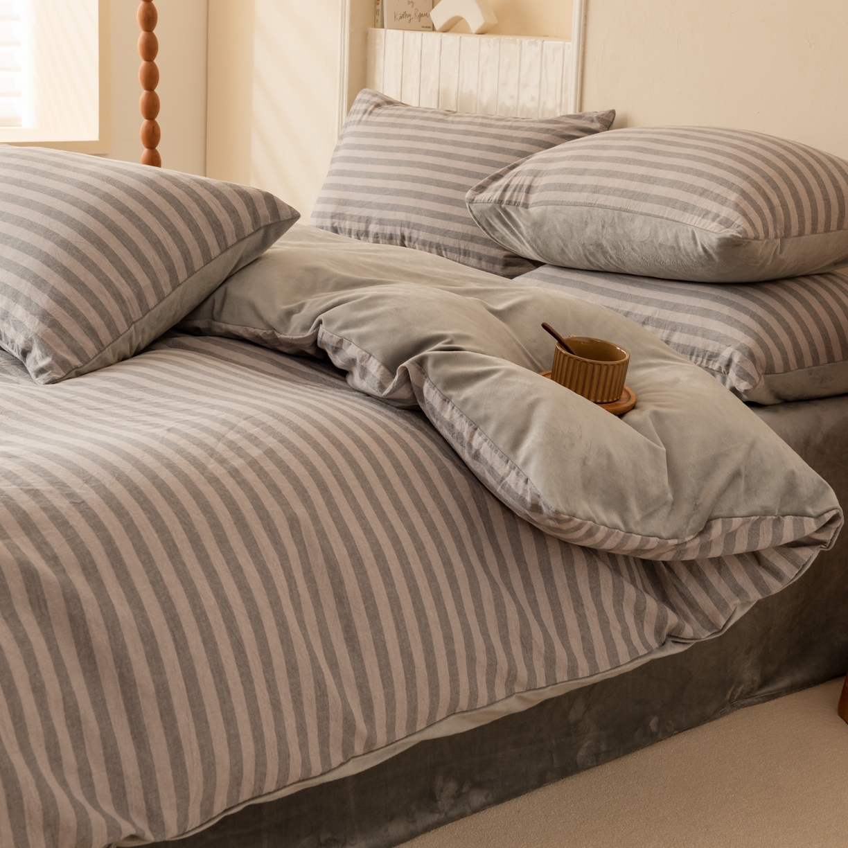 91家纺网 家纺一手货源 找家纺 雯雨家纺 2025新款全棉加牛奶绒宝宝绒一面棉一面绒单件被套单品被套 棉绒-布林灰