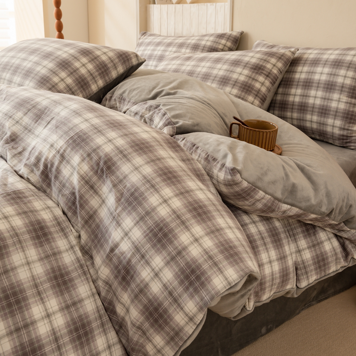 91家纺网 家纺一手货源 找家纺 雯雨家纺 2025新款全棉加牛奶绒宝宝绒一面棉一面绒单件被套单品被套 棉绒-轩尼诗