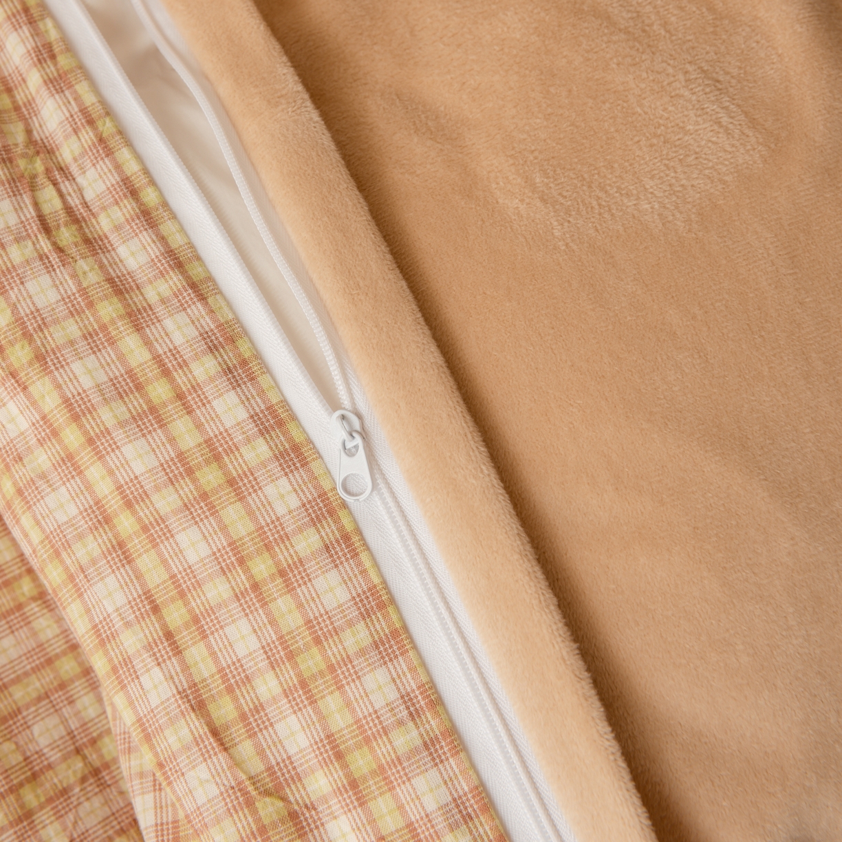 91家纺网 家纺一手货源 找家纺 雯雨家纺 2025新款全棉加牛奶绒宝宝绒一面棉一面绒单件被套单品被套 棉绒-西蒙咖