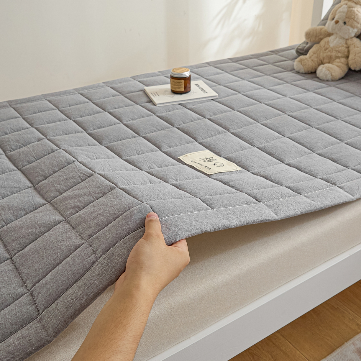 91家纺网 家纺一手货源 找家纺 鑫钰 2025新款学生开学季宿舍专用新疆棉花床垫薄款 棉格-绅士灰