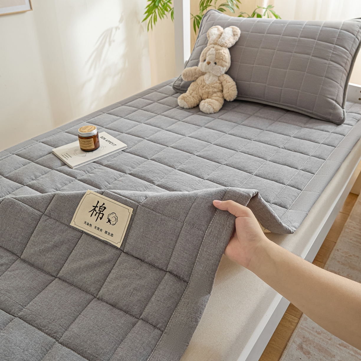 91家纺网 家纺一手货源 找家纺 鑫钰 2025新款学生开学季宿舍专用新疆棉花床垫薄款 棉格-绅士灰