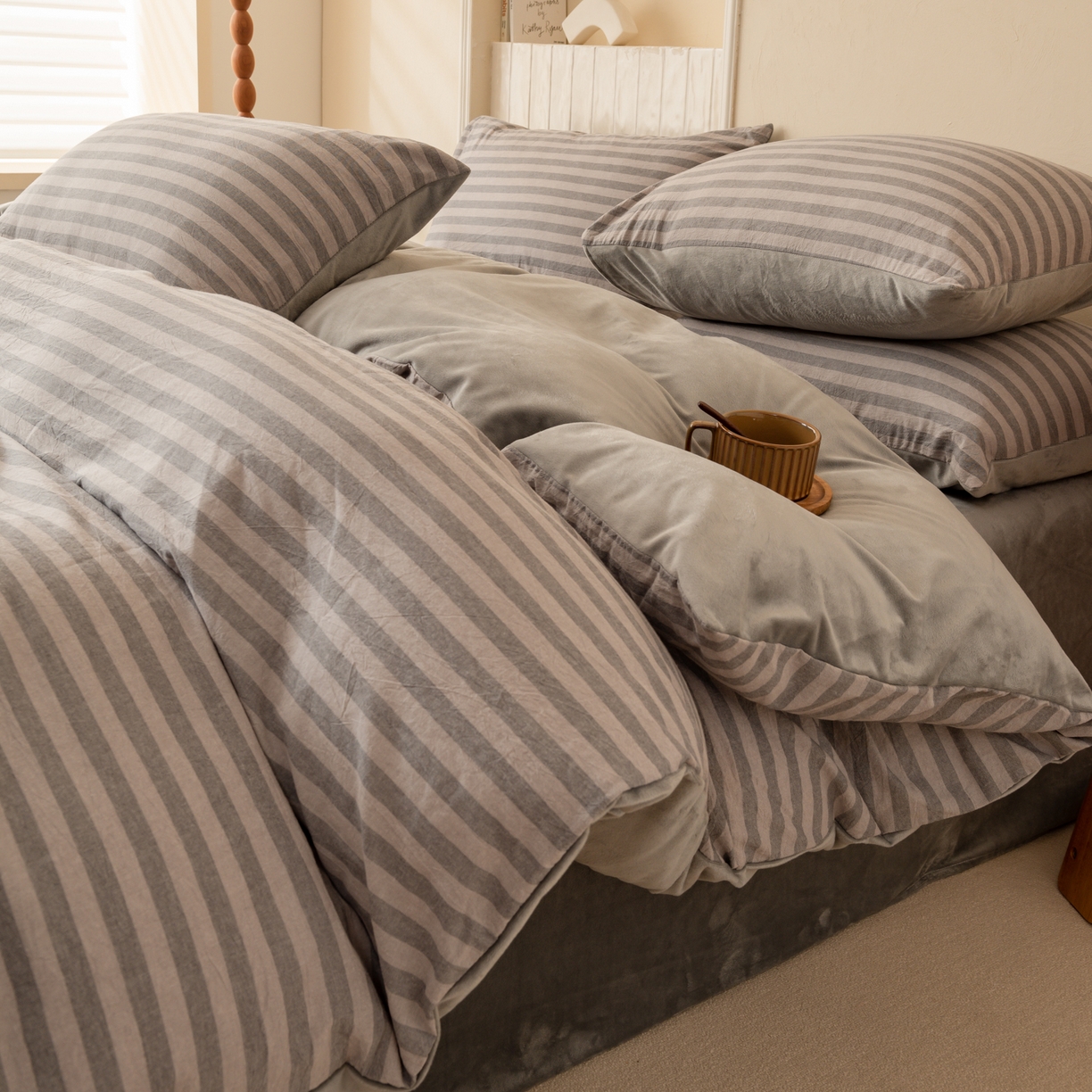 91家纺网 家纺一手货源 找家纺 （总）雯雨家纺 2025新款全棉加牛奶绒宝宝绒一面棉一面绒单件被套单品被套