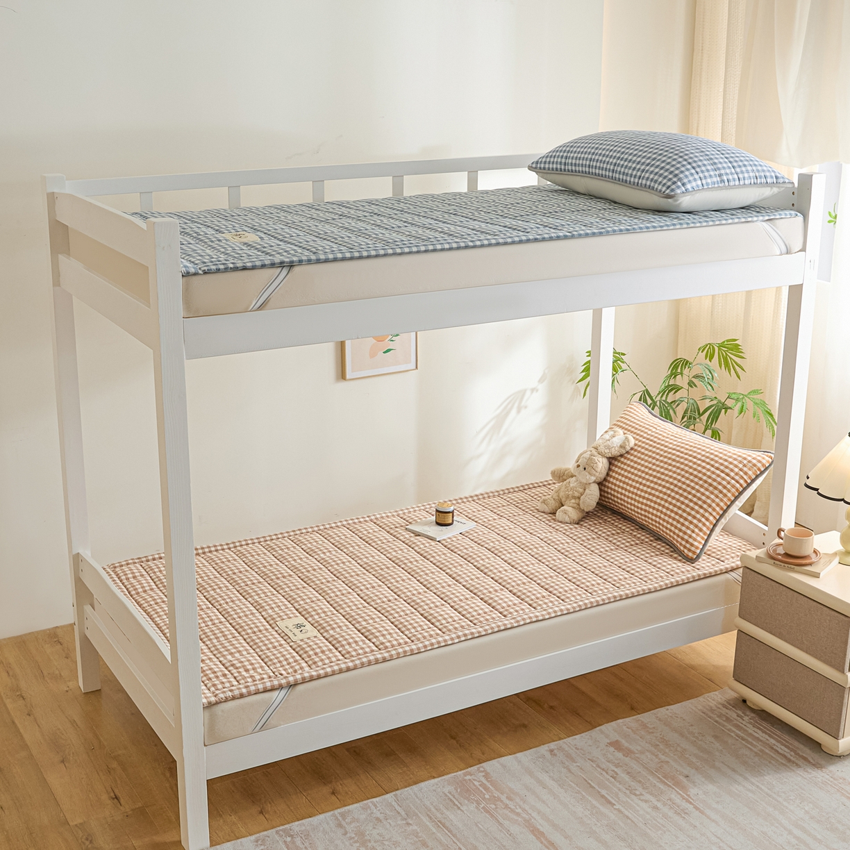 91家纺网 家纺一手货源 找家纺 鑫钰 2025新款学生开学季宿舍专用新疆棉花床垫薄款 棉格-驼小格