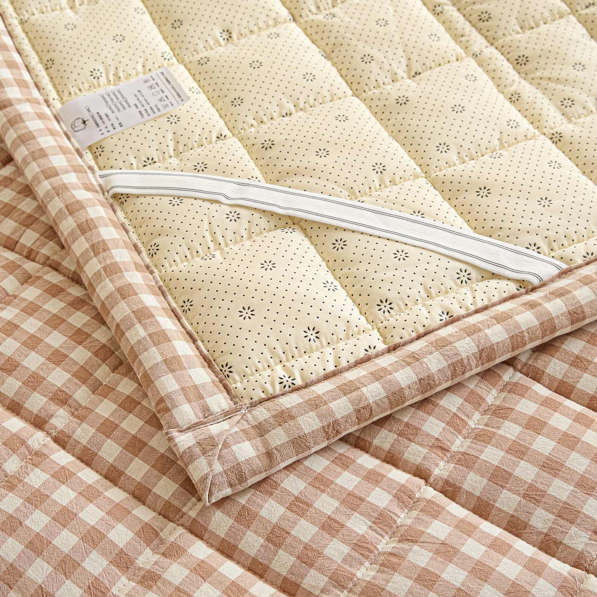 91家纺网 家纺一手货源 找家纺 鑫钰 2025新款学生开学季宿舍专用新疆棉花床垫薄款 棉格-驼小格