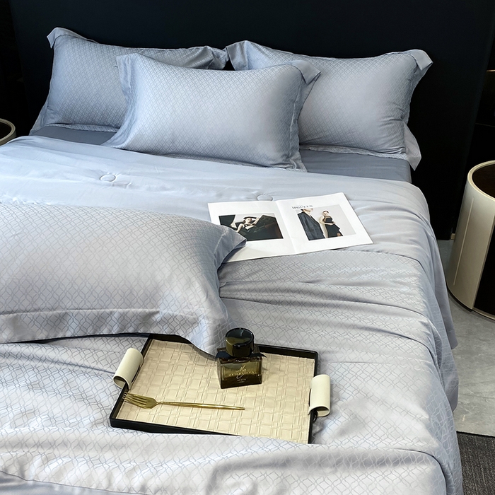 91家纺网 家纺一手货源 找家纺 梵克保罗 2025春夏新款莱赛尔兰精天丝提花单夏被空调被夏被四件套 银兰