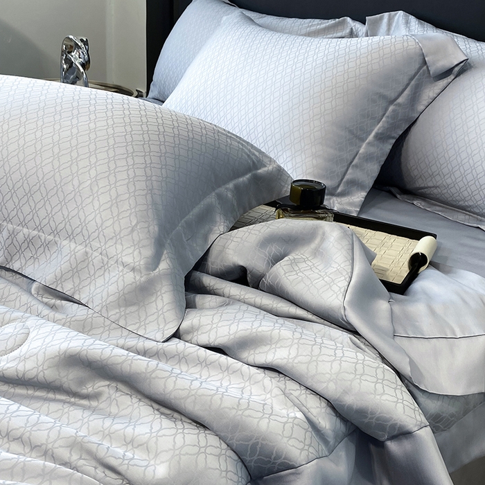 91家纺网 家纺一手货源 找家纺 梵克保罗 2025春夏新款莱赛尔兰精天丝提花单夏被空调被夏被四件套 银兰