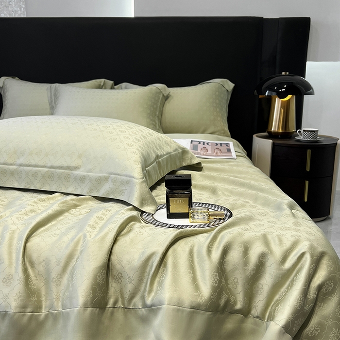 91家纺网 家纺一手货源 找家纺 梵克保罗 2025春夏新款莱赛尔兰精天丝提花单夏被空调被夏被四件套 夏日绿