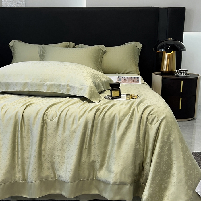 91家纺网 家纺一手货源 找家纺 梵克保罗 2025春夏新款莱赛尔兰精天丝提花单夏被空调被夏被四件套 夏日绿