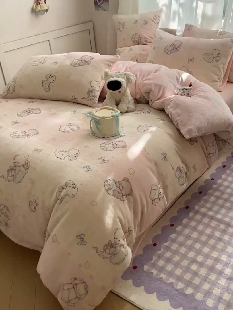 91家纺网 家纺一手货源 找家纺 （总）红嘴企鹅 2025新款精致印花牛奶绒四件套