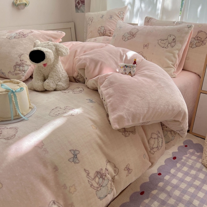 91家纺网 家纺一手货源 找家纺 （总）红嘴企鹅 2025新款精致印花牛奶绒四件套