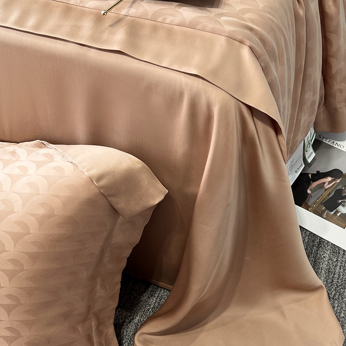 91家纺网 家纺一手货源 找家纺 梵克保罗 2025春夏新款莱赛尔兰精天丝提花单夏被空调被夏被四件套 女神咖