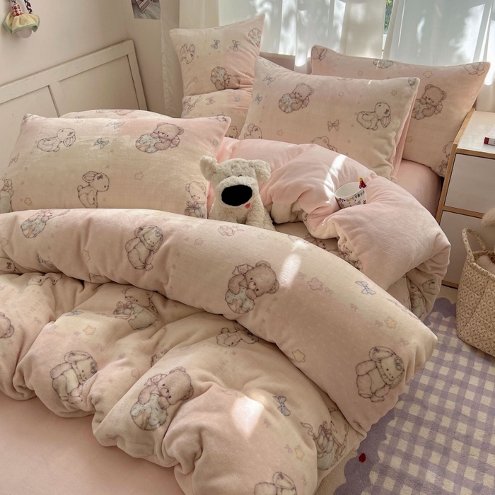 91家纺网 家纺一手货源 找家纺 （总）红嘴企鹅 2025新款精致印花牛奶绒四件套