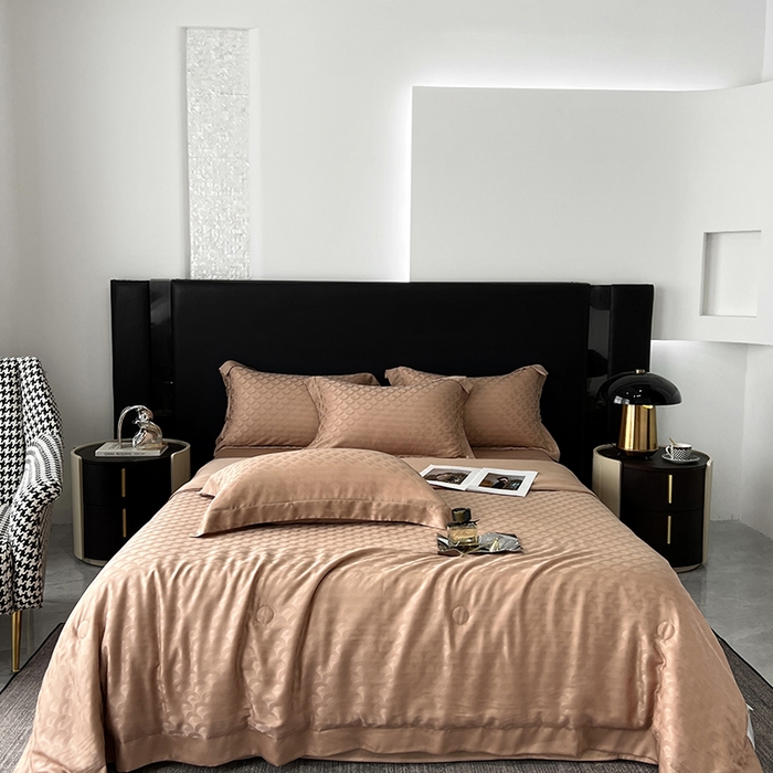 91家纺网 家纺一手货源 找家纺 （总）梵克保罗 2025春夏新款莱赛尔兰精天丝提花单夏被空调被夏被四件套