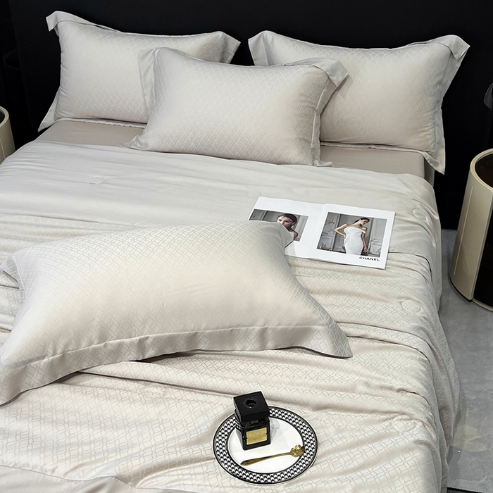 91家纺网 家纺一手货源 找家纺 梵克保罗 2025春夏新款莱赛尔兰精天丝提花单夏被空调被夏被四件套 银灰