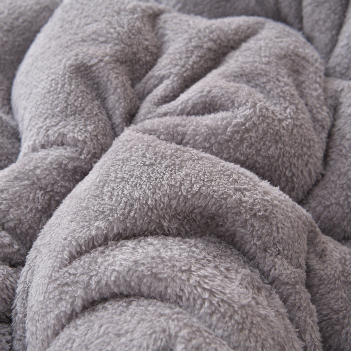 91家纺网 家纺一手货源 找家纺 （总）宇豪家纺 2025新款塔芙绒被子羊羔绒冬被