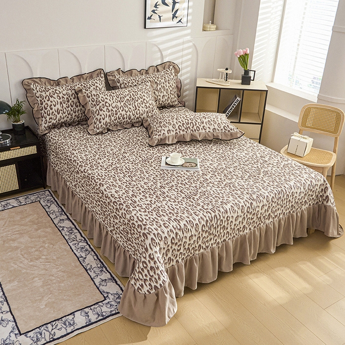 91家纺网 家纺一手货源 找家纺 （总）梵克保罗 2025春夏新款有氧双层纱印花夹棉床盖四件套夏被四件套