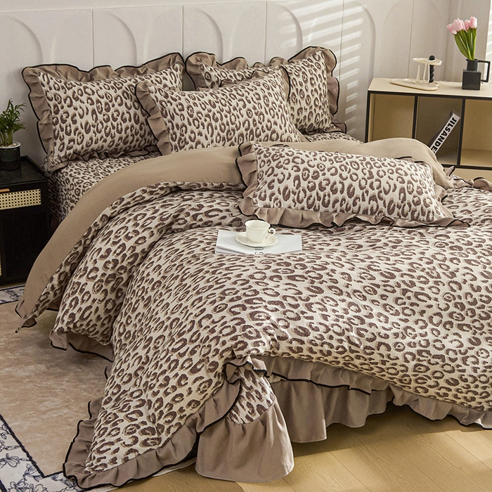 91家纺网 家纺一手货源 找家纺 （总）梵克保罗 2025春夏新款有氧双层纱印花夹棉床盖四件套夏被四件套