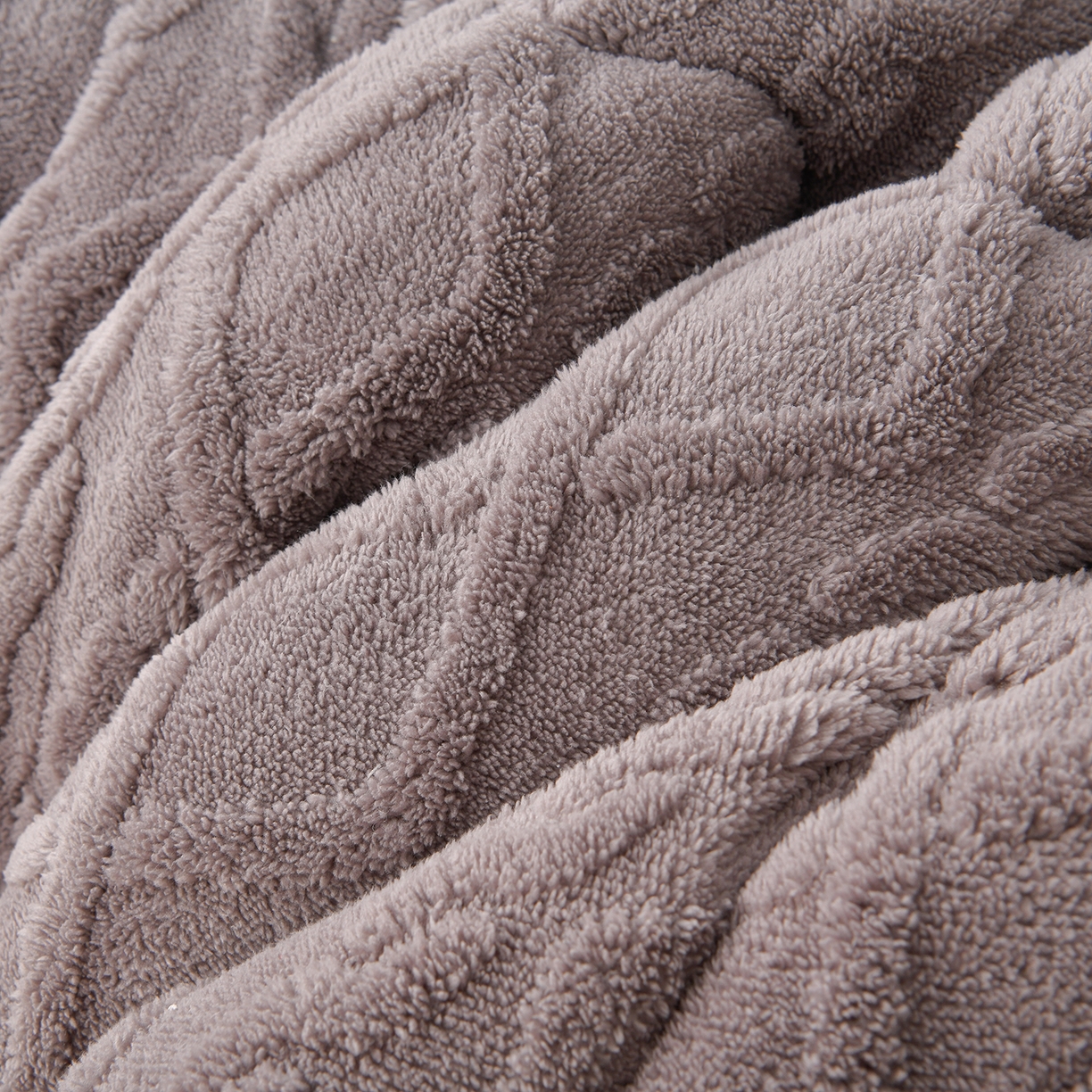 91家纺网 家纺一手货源 找家纺 宇豪家纺 2025新款塔芙绒被子羊羔绒冬被 深灰