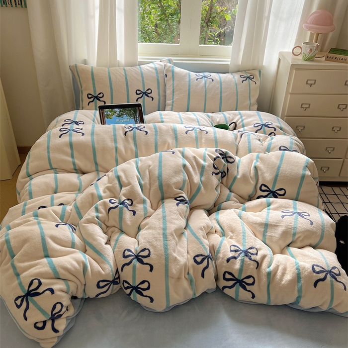 91家纺网 家纺一手货源 找家纺 （总）红嘴企鹅 2025新款精致印花牛奶绒四件套