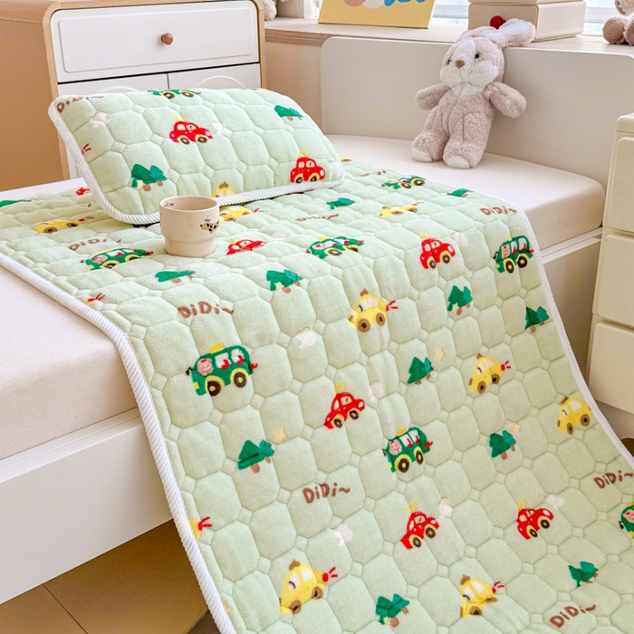 91家纺网 家纺一手货源 找家纺 （总）禧缘家纺（原梦想家） 2025新款儿童牛奶绒夹棉床垫（可定制）