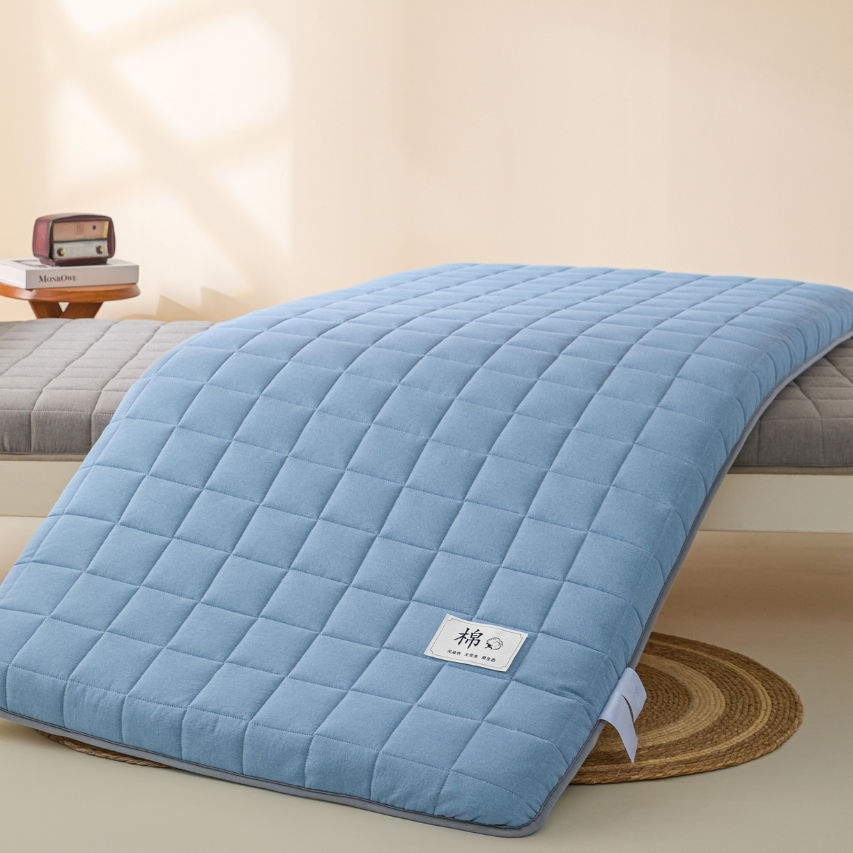 91家纺网 家纺一手货源 找家纺 鑫钰 2025年新款开学季新疆棉花床垫学生宿舍专用80x190  90x190 棉格-宾利蓝