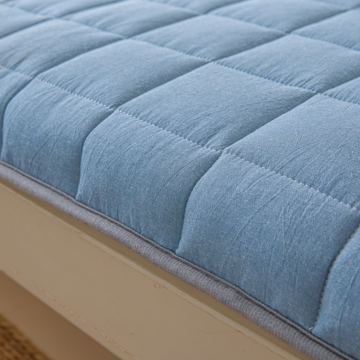 91家纺网 家纺一手货源 找家纺 鑫钰 2025年新款开学季新疆棉花床垫学生宿舍专用80x190  90x190 棉格-宾利蓝