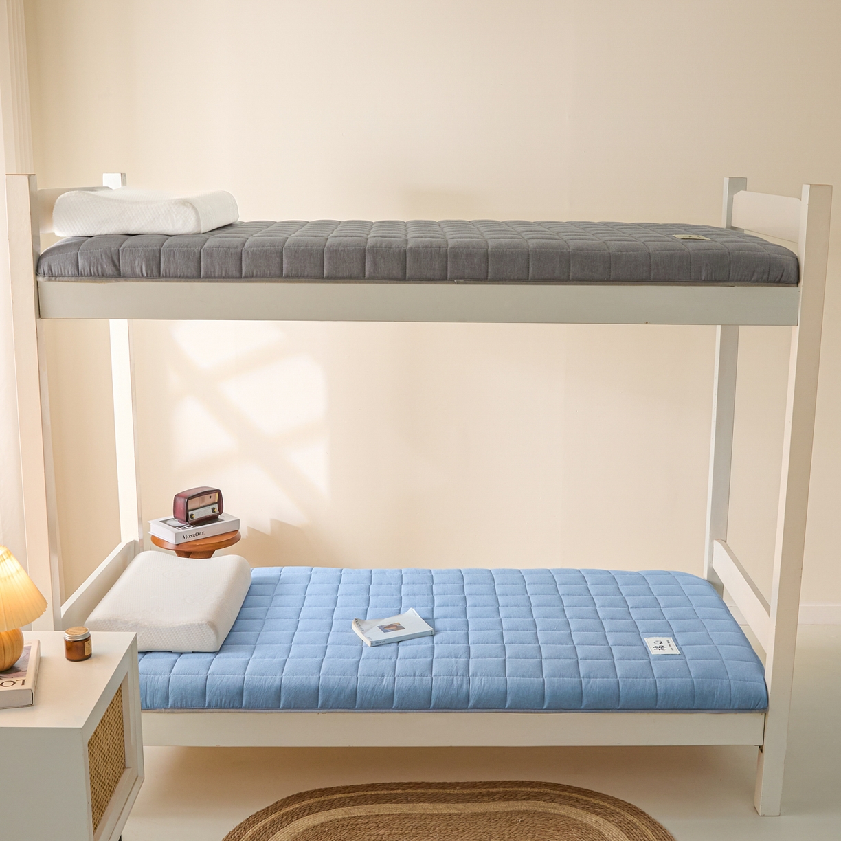 91家纺网 家纺一手货源 找家纺 鑫钰 2025年新款开学季新疆棉花床垫学生宿舍专用80x190  90x190 棉格-宾利蓝