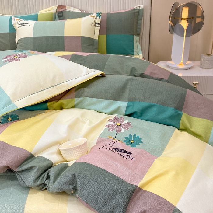 91家纺网 家纺一手货源 找家纺 红日子纺织品 2025新款100%全棉纯棉磨毛四件套 幸运草