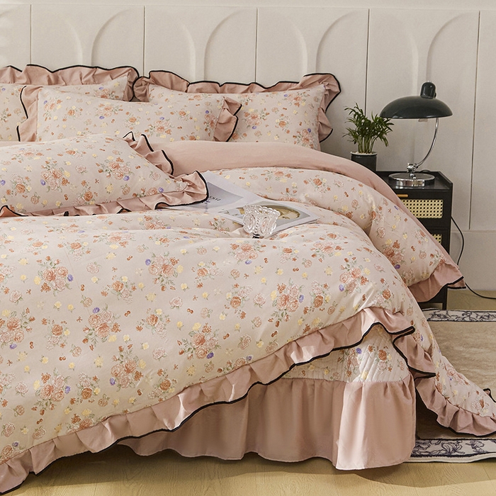 91家纺网 家纺一手货源 找家纺 （总）梵克保罗 2025春夏新款有氧双层纱印花夹棉床盖四件套夏被四件套