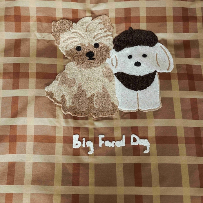 91家纺网 家纺一手货源 找家纺 初拾 2025新款100s全棉纯棉磨毛卡通毛巾绣四件套-情绪价值 枫叶小狗