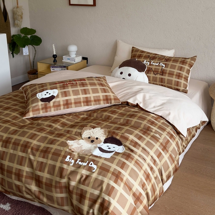 91家纺网 家纺一手货源 找家纺 初拾 2025新款100s全棉纯棉磨毛卡通毛巾绣四件套-情绪价值 枫叶小狗