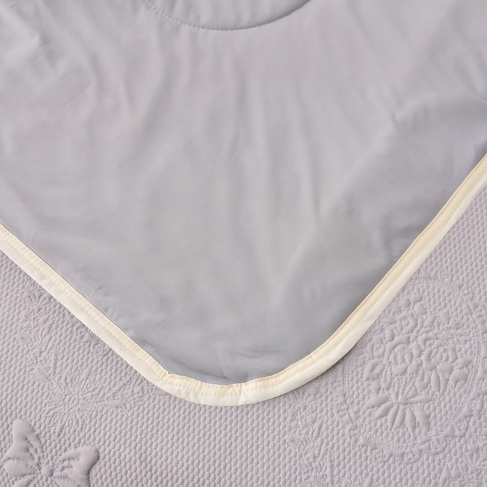 91家纺网 家纺一手货源 找家纺 梵克保罗 2025新款凉感豆豆床裙夏被四件套 花梦蝶 高级灰