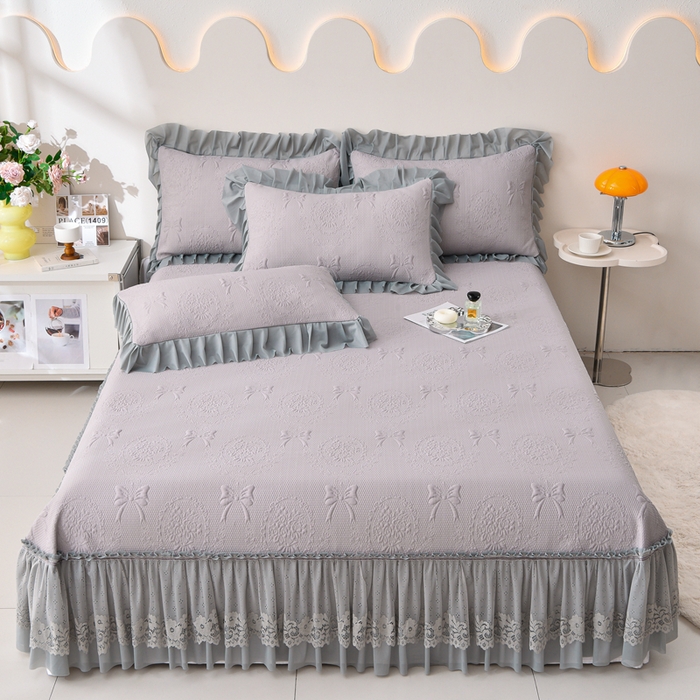 91家纺网 家纺一手货源 找家纺 梵克保罗 2025新款凉感豆豆床裙夏被四件套 花梦蝶 高级灰